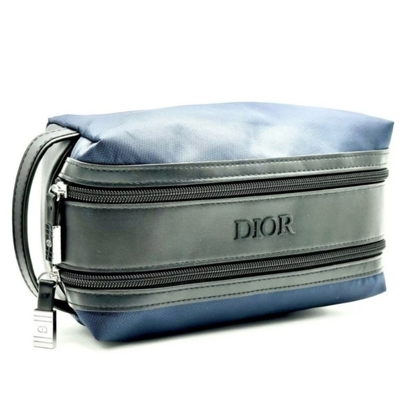 Dior Toiletry Bag, dust bag included - Picture 2 of 5